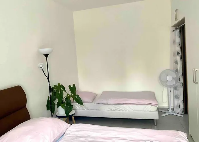 Spacious 2Br Apartment 6Min From Prague Castle!